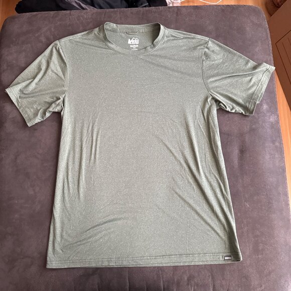 REI Co-Op Mens Gray Short Sleeve Crewneck Active T-Shirt Medium 92% Polyester 8% - Picture 2 of 5